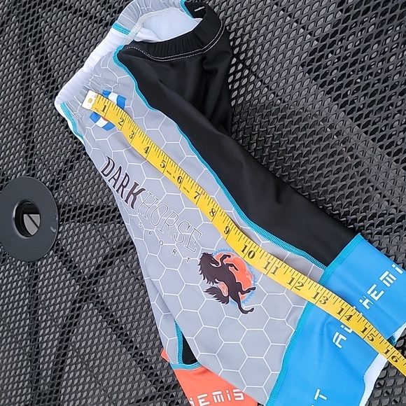 Darkhorse padded sport shorts - Picture 6 of 7